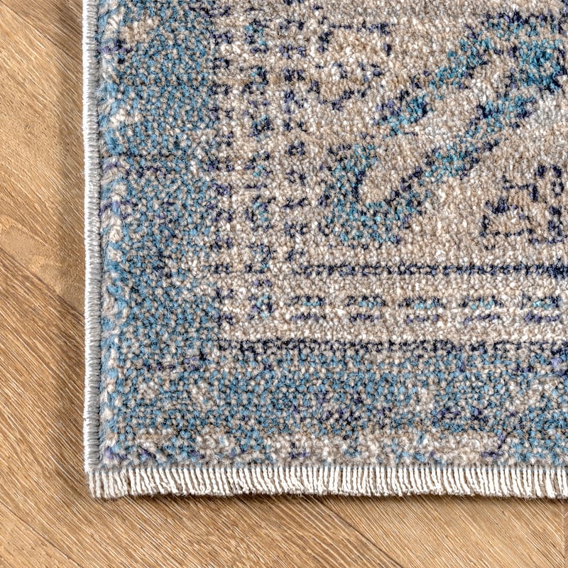 Nuloom Alexis Vintage Distressed Medallion Area Rug
