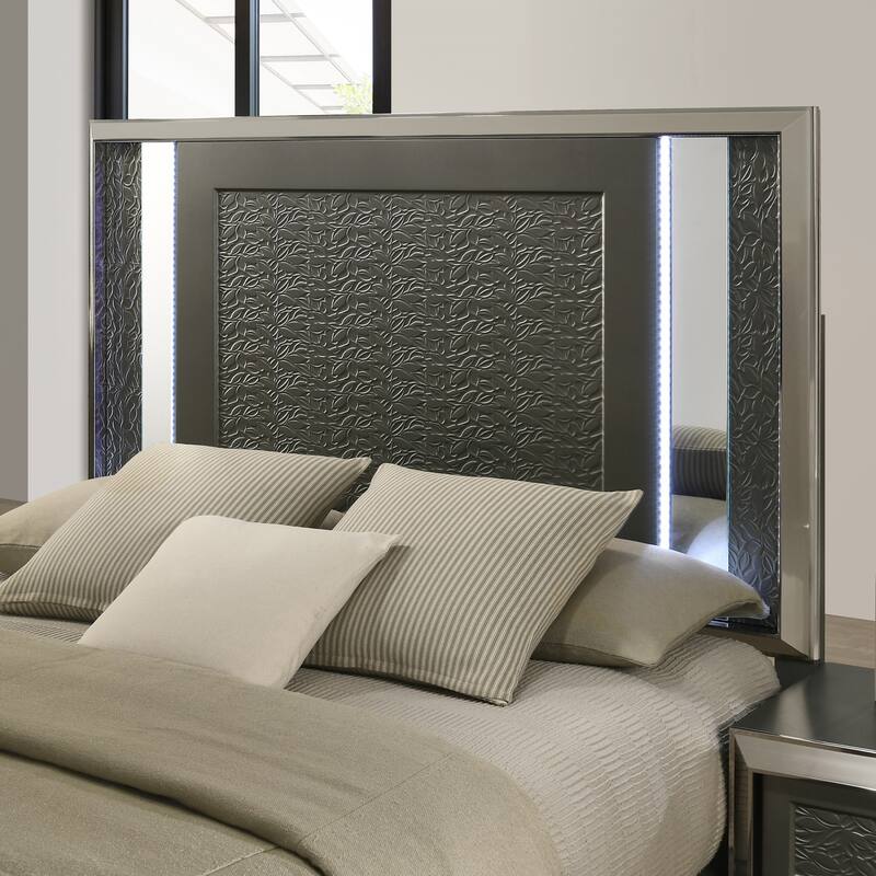 Furniture of America Iralles Modern 3-Piece Dark Grey Wood King Platform Bedroom Set with LED Light