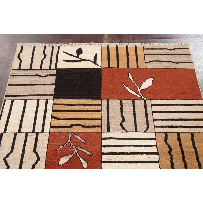 Gabbeh Kashkoli Contemporary Area Rug Wool Hand-knotted Foyer Carpet - 4'1" x 6'2"