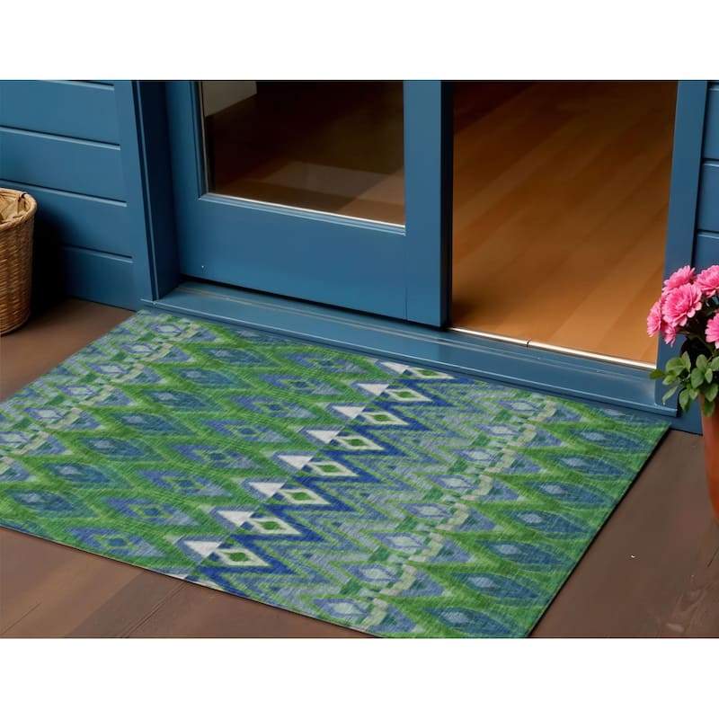 HomeRoots Southwestern Transitional Rectangle Outdoor Rug - 3' x 5'