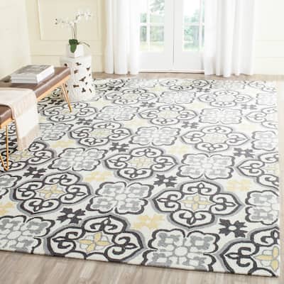 SAFAVIEH Handmade Four Seasons Alberdina Floral Rug