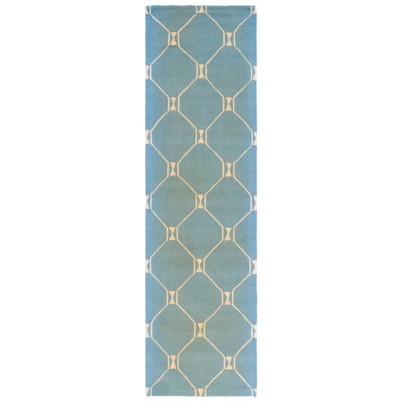 SAFAVIEH Handmade Christiane Modern Wool Rug