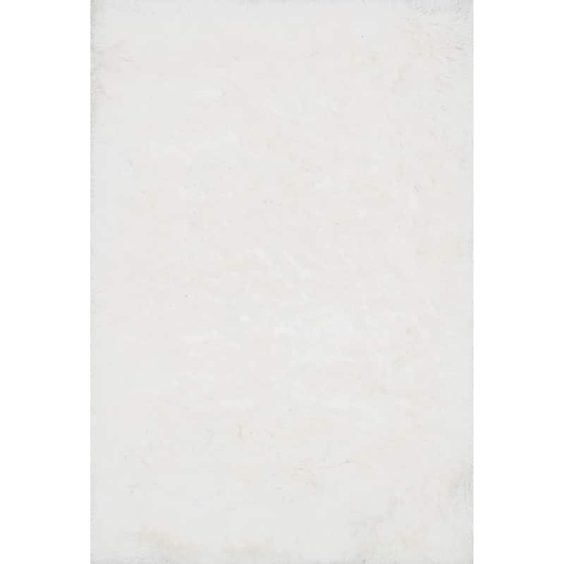 Alexander Home Leo Solid Plush Shag Area Rug