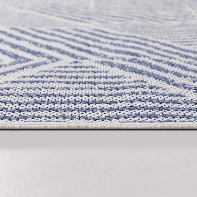 Darcy Modern Stripe Indoor/Outdoor Area Rug
