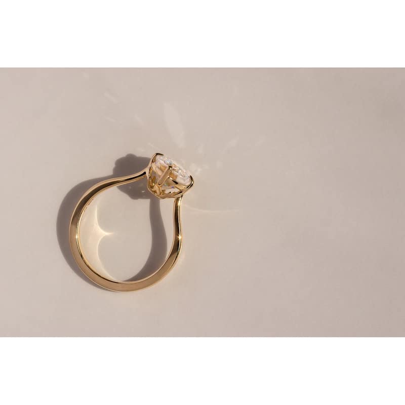 Kobelli 2 Carat Oval Lab Grown Diamond Certified 14k Solid Gold Solitaire Compass Oia (ee-ah) Ring