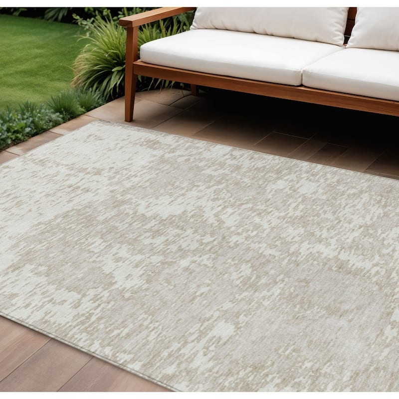 HomeRoots Abstract Transitional Rectangle Outdoor Rug - 8' X 10'
