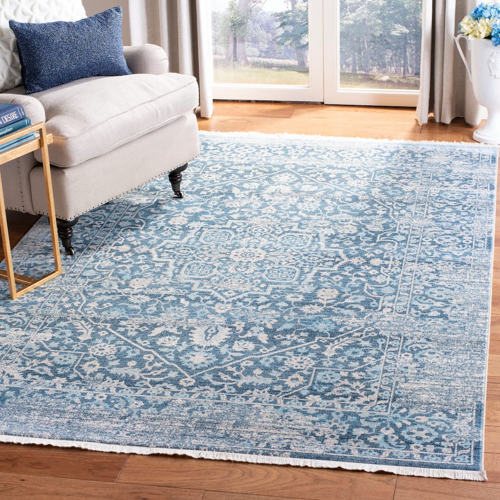 SAFAVIEH Vintage Persian Walda Oriental Distressed Rug