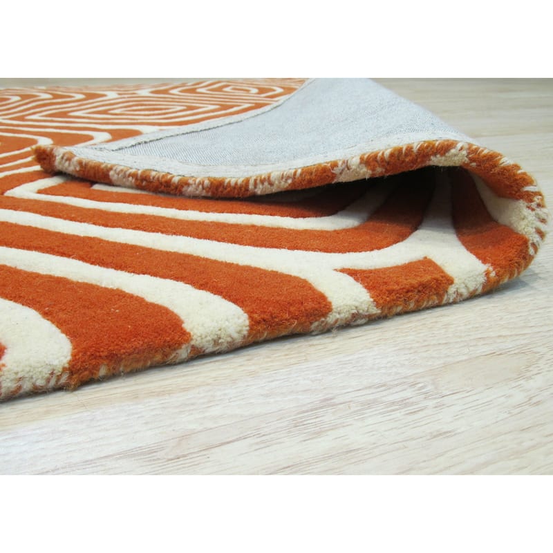 Orange Transitional Geometric Marla Area Rug - Elegant and Timeless Design