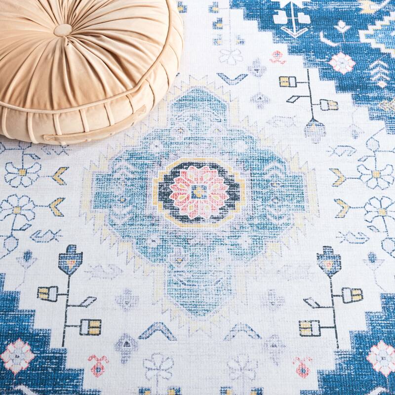 SAFAVIEH Arizona Esme Machine Washable Slip Resistant Vintage Oriental