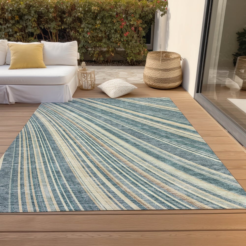 Machine Washable Indoor/ Outdoor Stripe Wave Chantille Rug