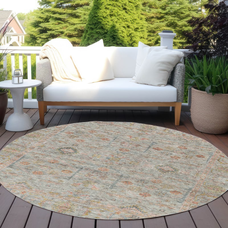Machine Washable Indoor/ Outdoor Distressed Traditional Chantille Rug
