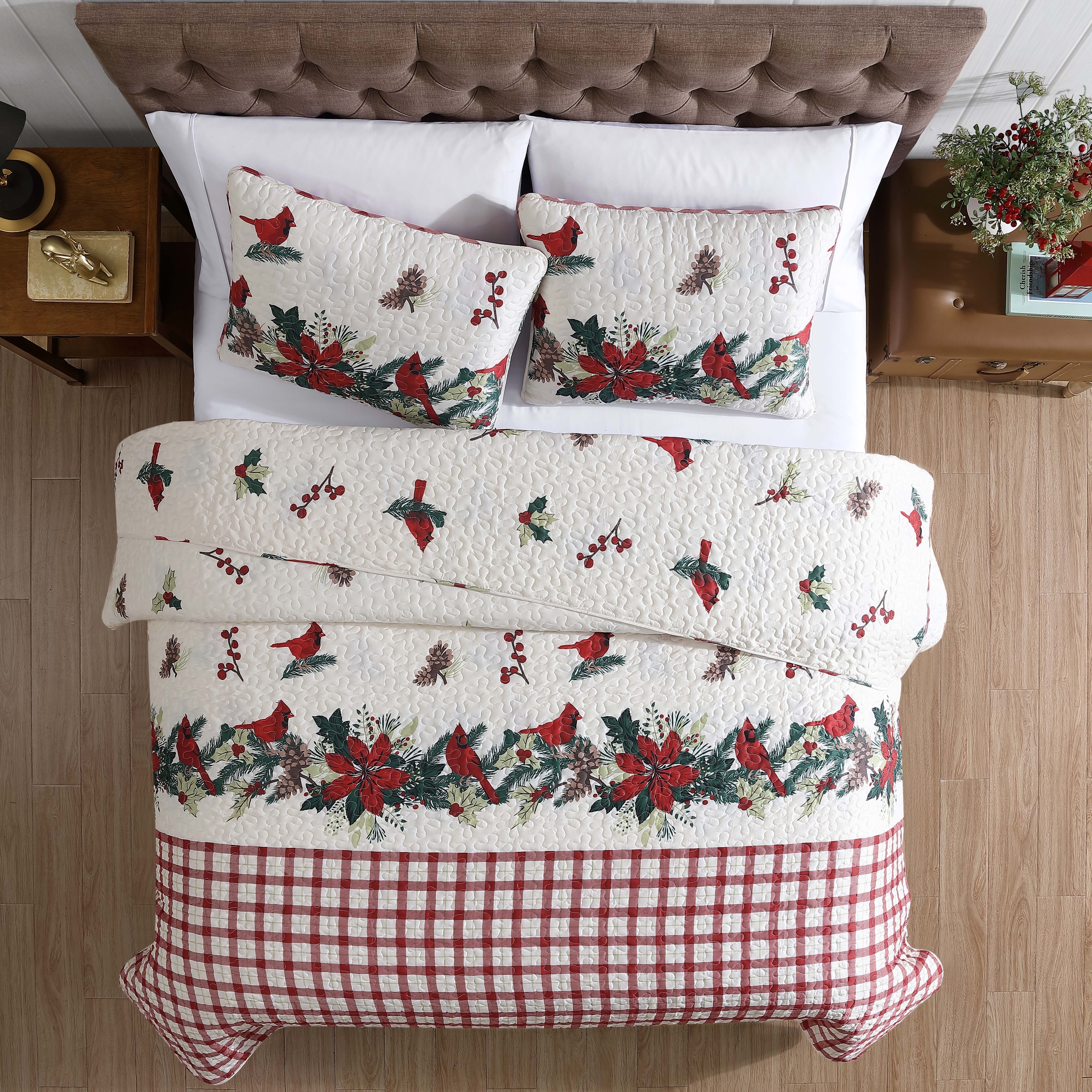 Holiday Quilt Set - Picture 9 of 45