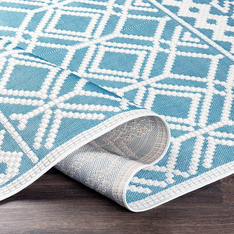 Margeaux Indoor/ Outdoor Nordic Diamond Area Rug
