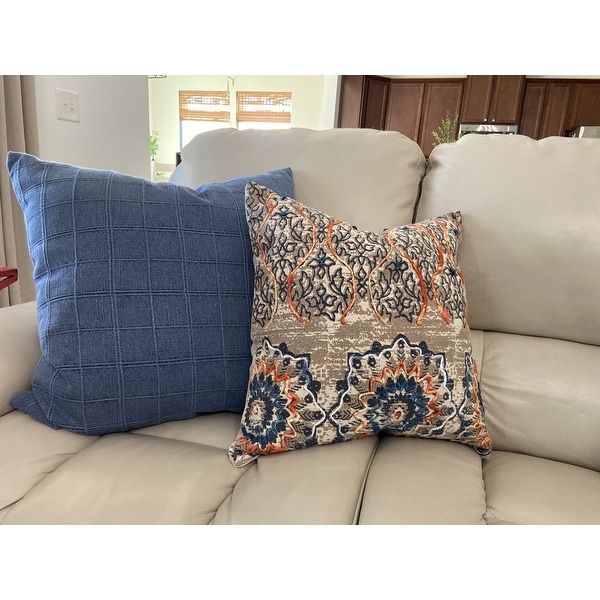 Rizzy Home Beige, Rust, and Blue Hand-crafted Medallion Throw Pillow - On  Sale - Bed Bath & Beyond - 31484984