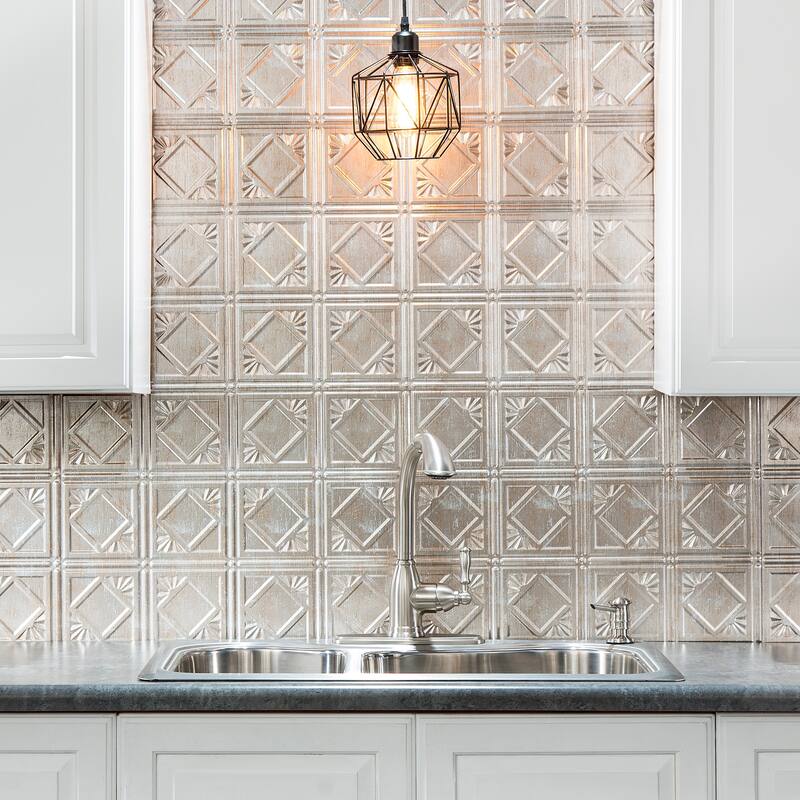 FASÄDE Traditional Style 4 Decorative Vinyl Backsplash Panel