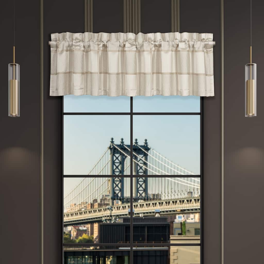 J. Queen New York Brando Ivory Window Straight Valance