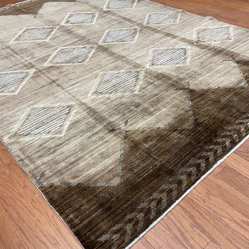HERAT ORIENTAL Handmade Vegetable Dye Contemporary Wool Rug - 6'3" x 8'11"