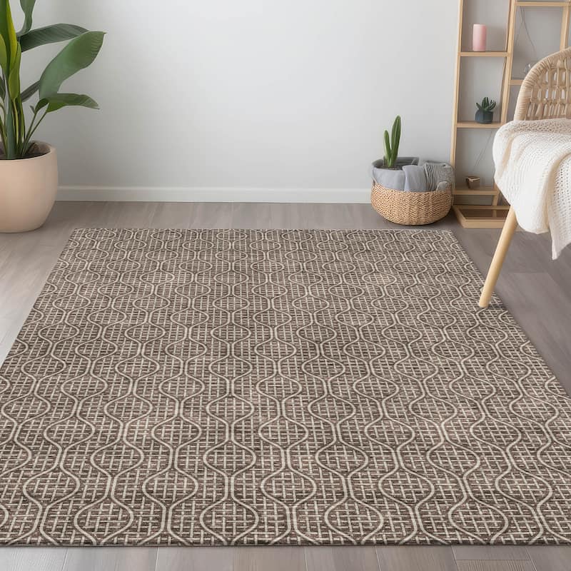 Machine Washable Indoor/ Outdoor Chantille Criss Cross Geo Rug