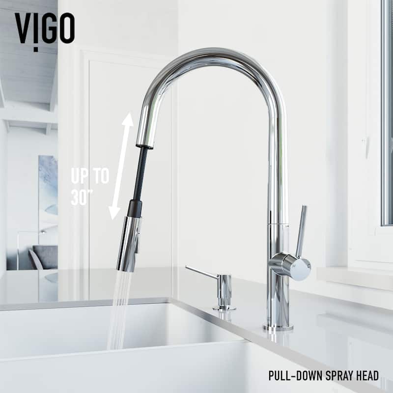 VIGO Greenwich 18" H Single Handle Pull-Down Sprayer Kitchen Faucet