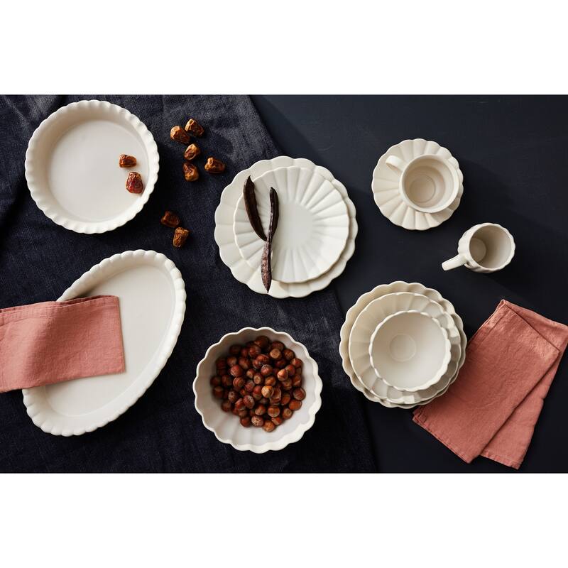 Lafayette Oval Baker