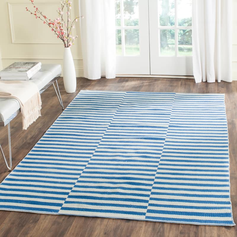 SAFAVIEH Handmade Flatweave Montauk Helena Casual Cotton Rug - 3' x 5' - Ivory/Blue