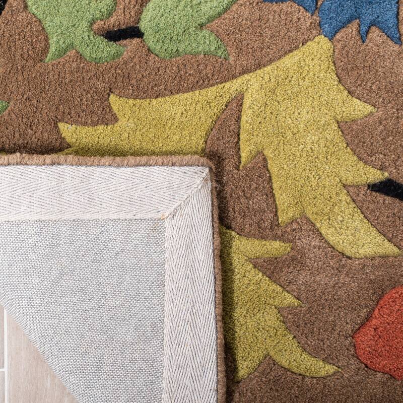 SAFAVIEH Handmade Soho Maegan Floral N.Z. Wool Rug