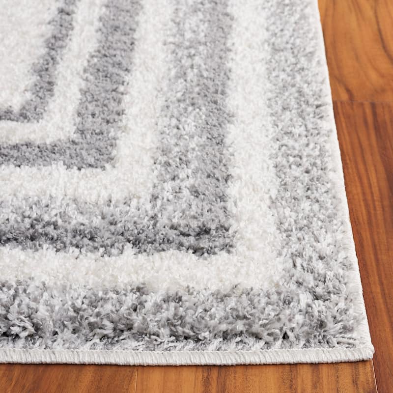 SAFAVIEH Border & Stripe Shag Rigoberta Modern 1.4-inch Thick - 2'2" x 8' Runner