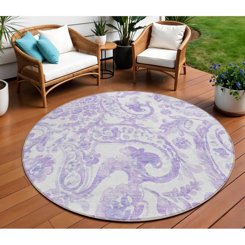 HomeRoots Paisley Transitional Rectangle Outdoor Rug - 8' Round