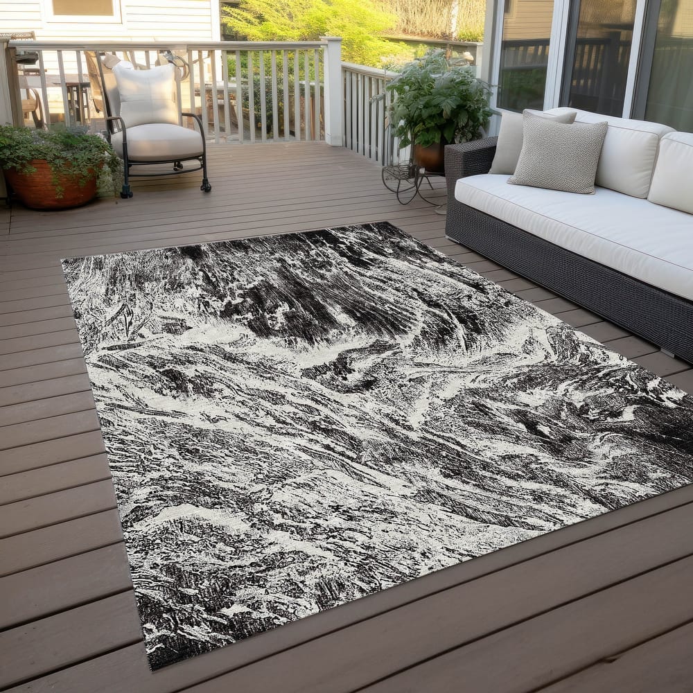 Machine Washable Indoor/ Outdoor Modern Abstract Chantille Rug