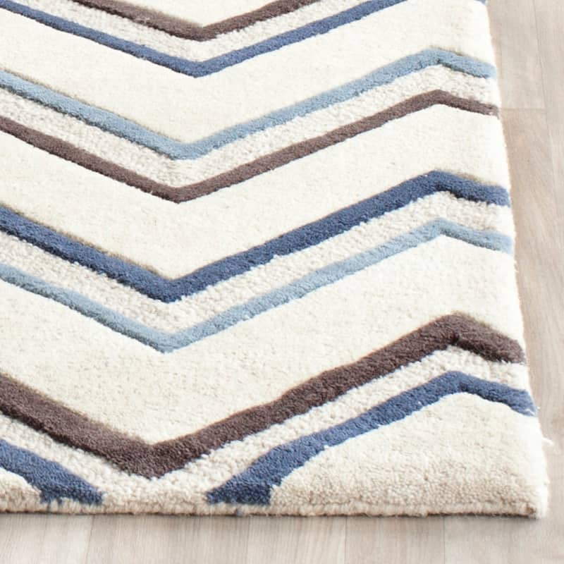 SAFAVIEH Handmade Cambridge Abbie Modern Moroccan Wool Rug