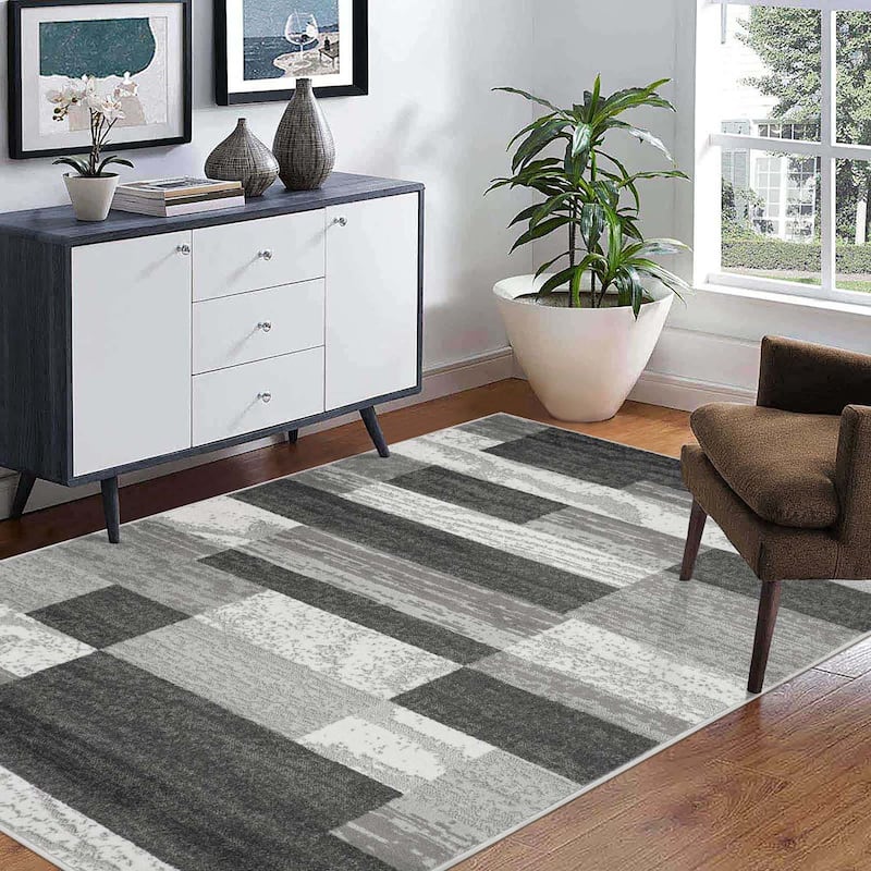 Superior Rockwood Patchwork Indoor Area Rug or Runner - 7' x 9' - Charcoal