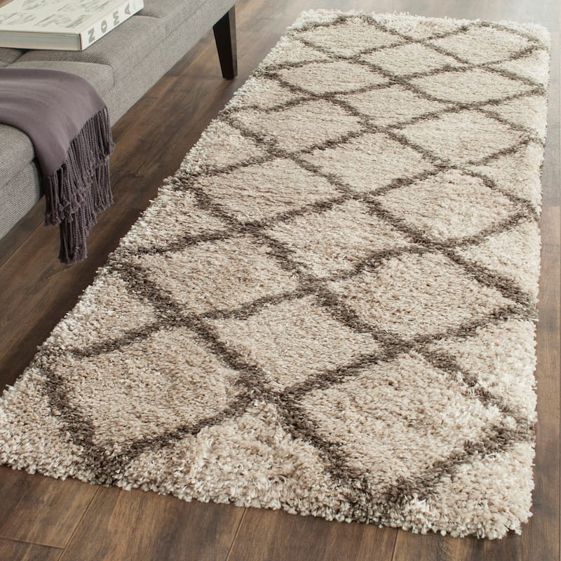 SAFAVIEH Belize Shag Erlgard Rug - 2'3" x 9' Runner - Taupe/Grey