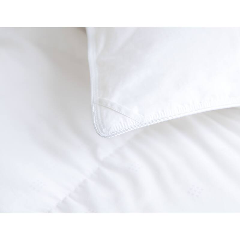 Highland Feather 600 Loft White Goose Down Lisburn Duvet/Comforter All-Seasons Fill 500TC Casing with Corner Ties