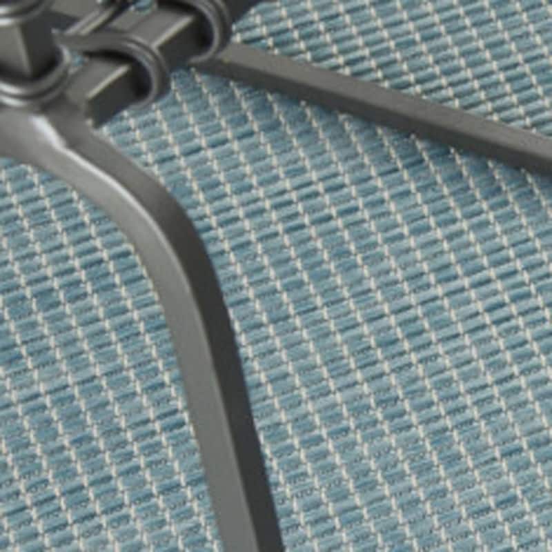 HomeRoots Contemporary Rectangle Outdoor Rug - 5' X 7'