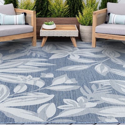 Exo Coastal Floral Indoor/Outdoor Area Rug