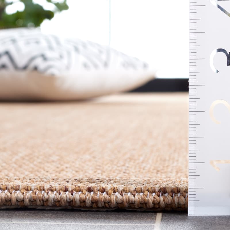 SAFAVIEH Sisal All-Weather Ajrie Indoor/Outdoor Waterproof Patio Backyard Rug