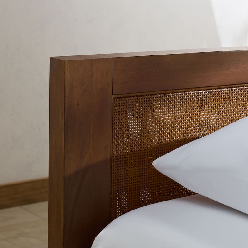 SAFAVIEH Couture Libbie Cane and Wood Daybed