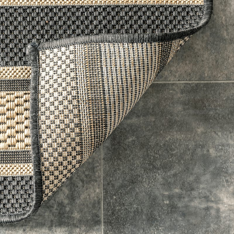 Nuloom Romy Striped Indoor/Outdoor Area Rug