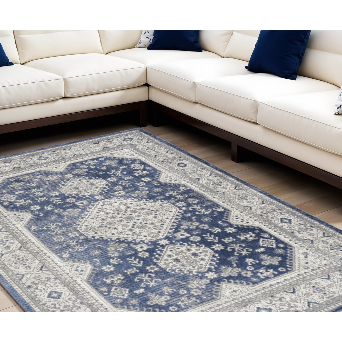 Nete Power Loomed Traditional Area Rug By HomeRoots - 118' X '94' X '0.5