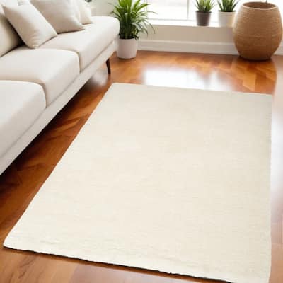 Power Loomed Stain Resistant Soft Area Rug - 87' X '63' X '1.58