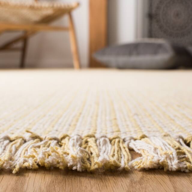 SAFAVIEH Handmade Montauk Rukhsana Flatweave Cotton Fringe Rug