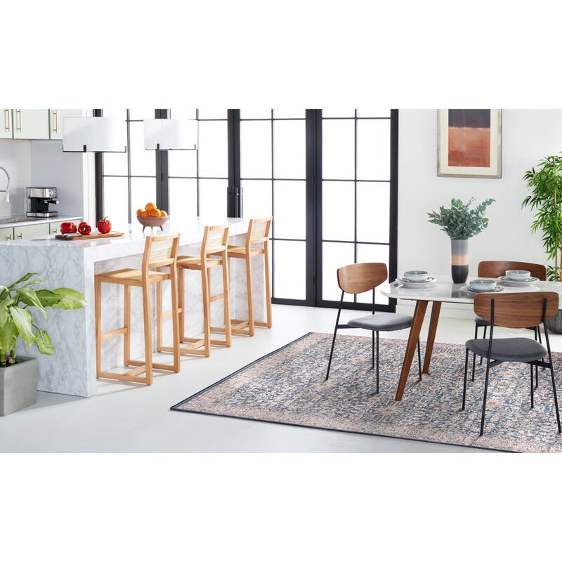 SAFAVIEH Vivaldi Ubertina Oriental Rug