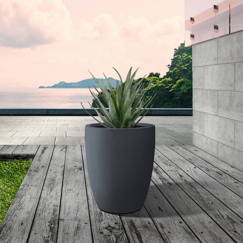 Kante Round Lightweight Concrete and Weather Resistant Fiberglass Indoor Outdoor Planter with Drainage Hole