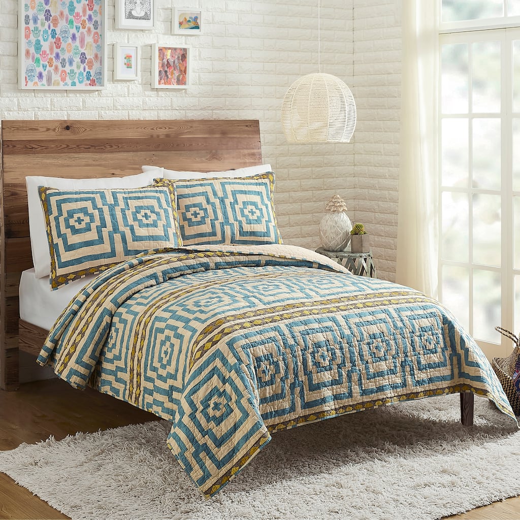 Hypnotic Blue 3-Piece Quilt Set by Jungalow