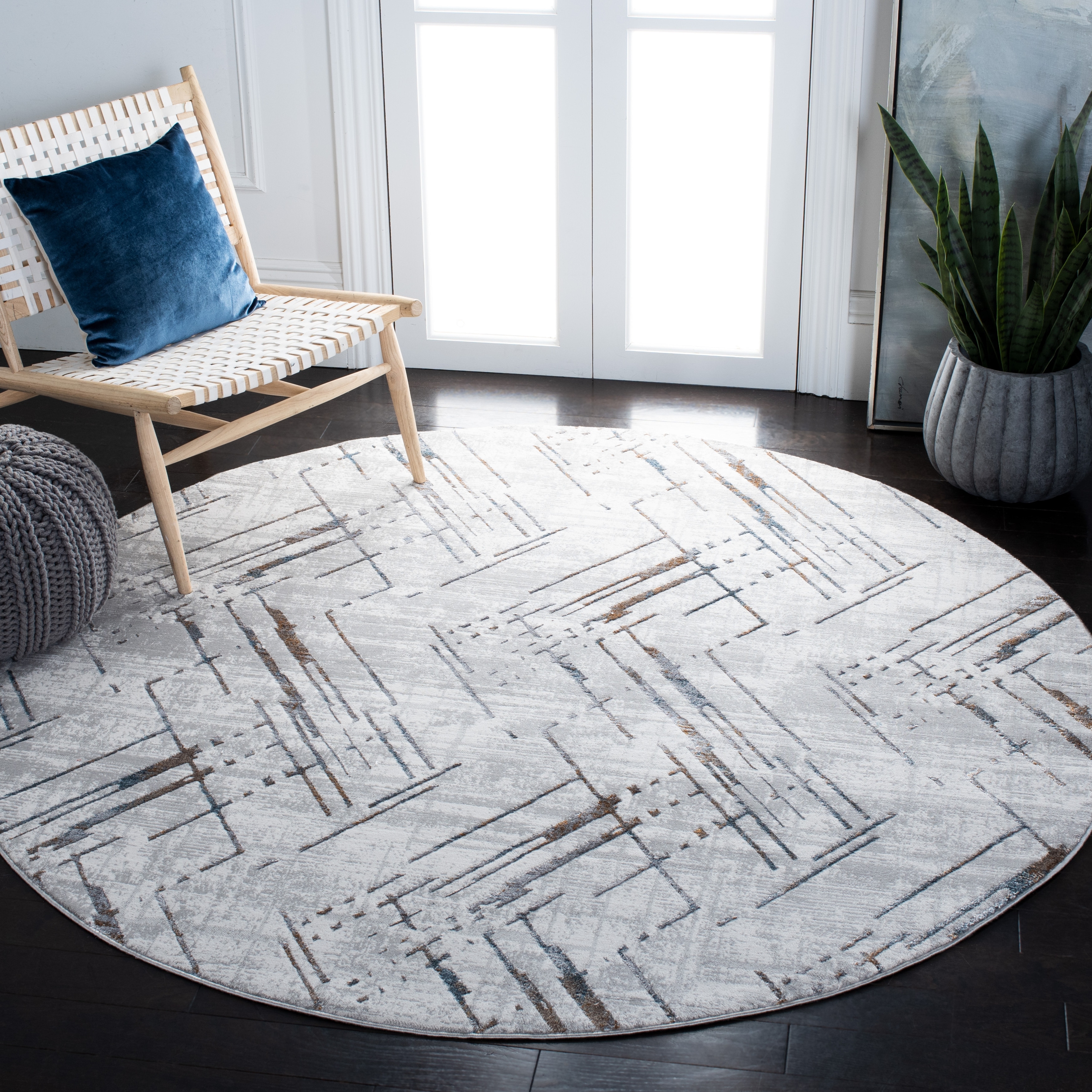 Ivory Safavieh Sonoma Collection SON376A Modern Abstract Distressed Area Rug 6'7 x 6'7 Round Grey 