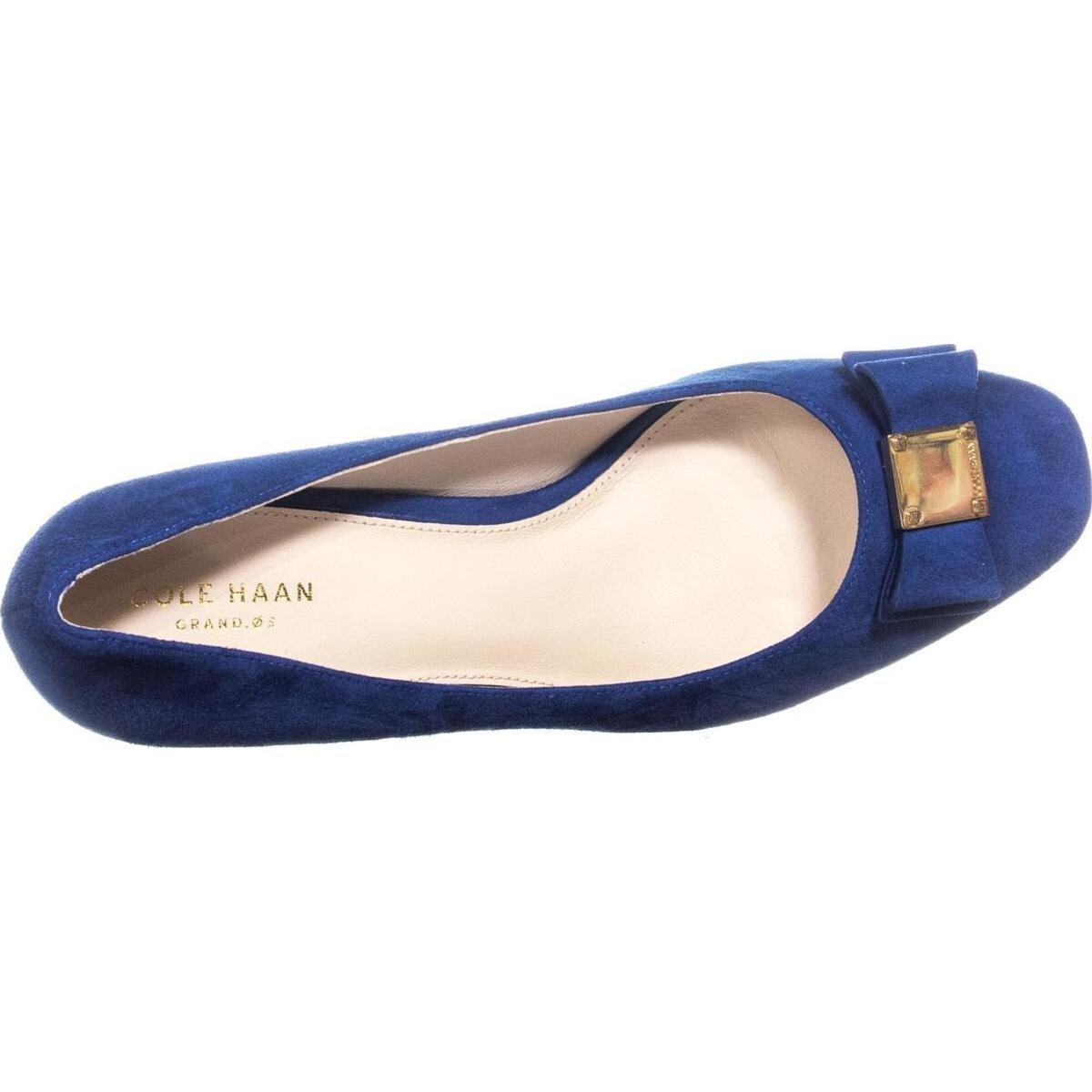 cole haan navy pumps