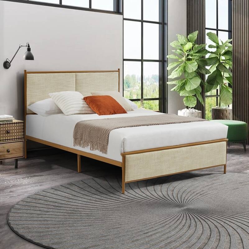 Classic Metal Platform bed with support legs