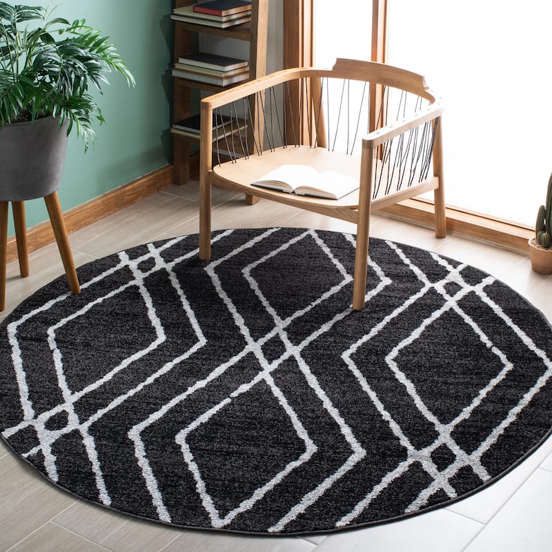 SAFAVIEH Adirondack Konstantin Modern Geometric Rug - 6' Round - Black/Light Grey