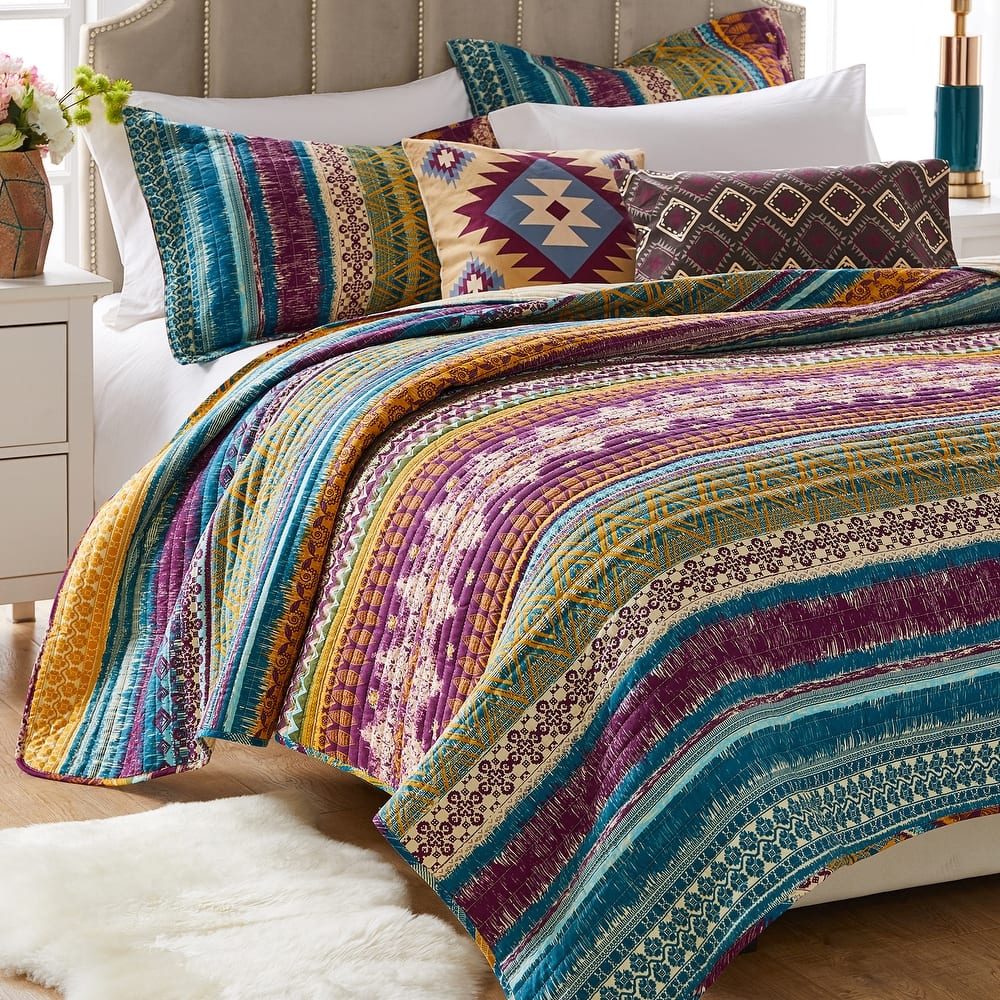 Greenland Home Fashions Southwest Bonus Quilt Set with Pillows