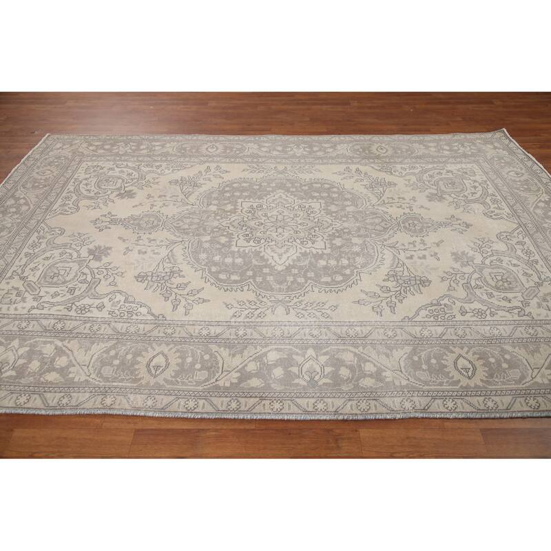 Hand Knotted Oriental 100% Wool Carpet Traditional Medallion Beige & Ivories Tabriz Area Rug - 9' 5'' X 6' 3''